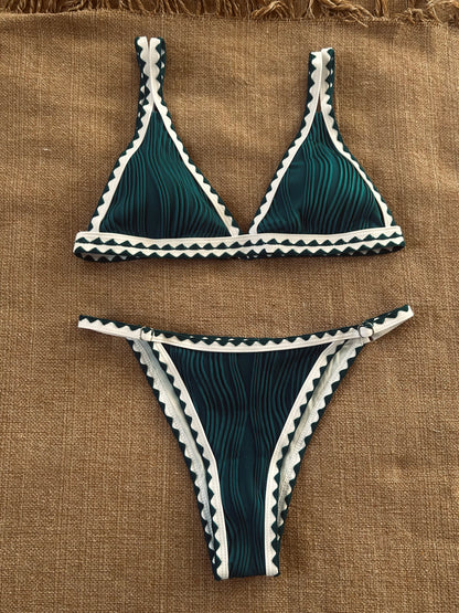 BIKINI CUBA PETRÓLEO